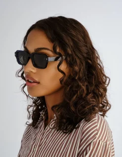 MOUNT LAWLEY BLUE RECTANGLE SUNGLASSES