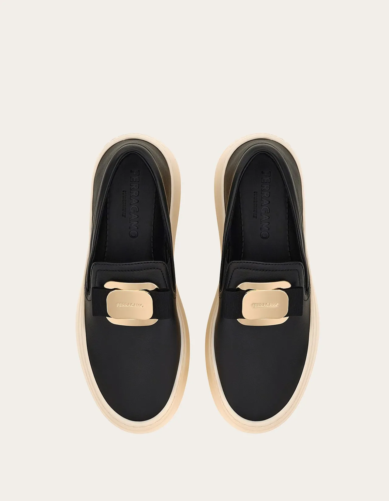 NEW VARA PLATE SLIP ON