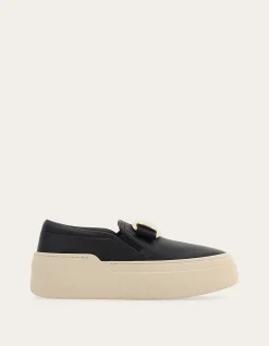 NEW VARA PLATE SLIP ON