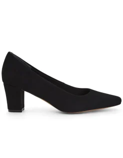 NICOLE HEEL