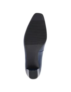 NICOLE HEEL