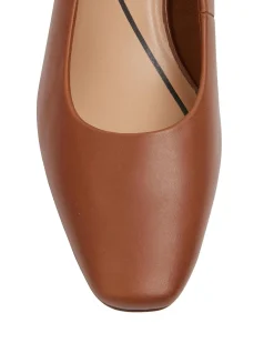 NICOLE HEEL
