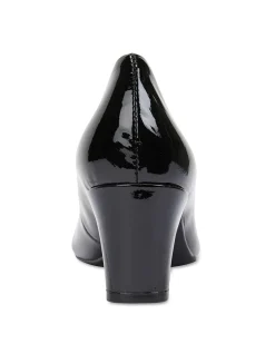 NICOLE HEEL