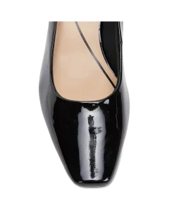 NICOLE HEEL
