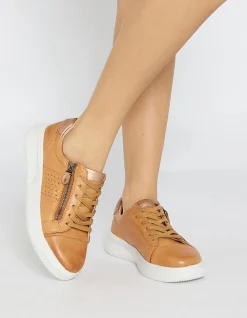 NOVELLA CASUAL SNEAKER