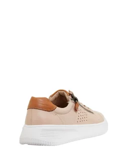 NOVELLA CASUAL SNEAKER