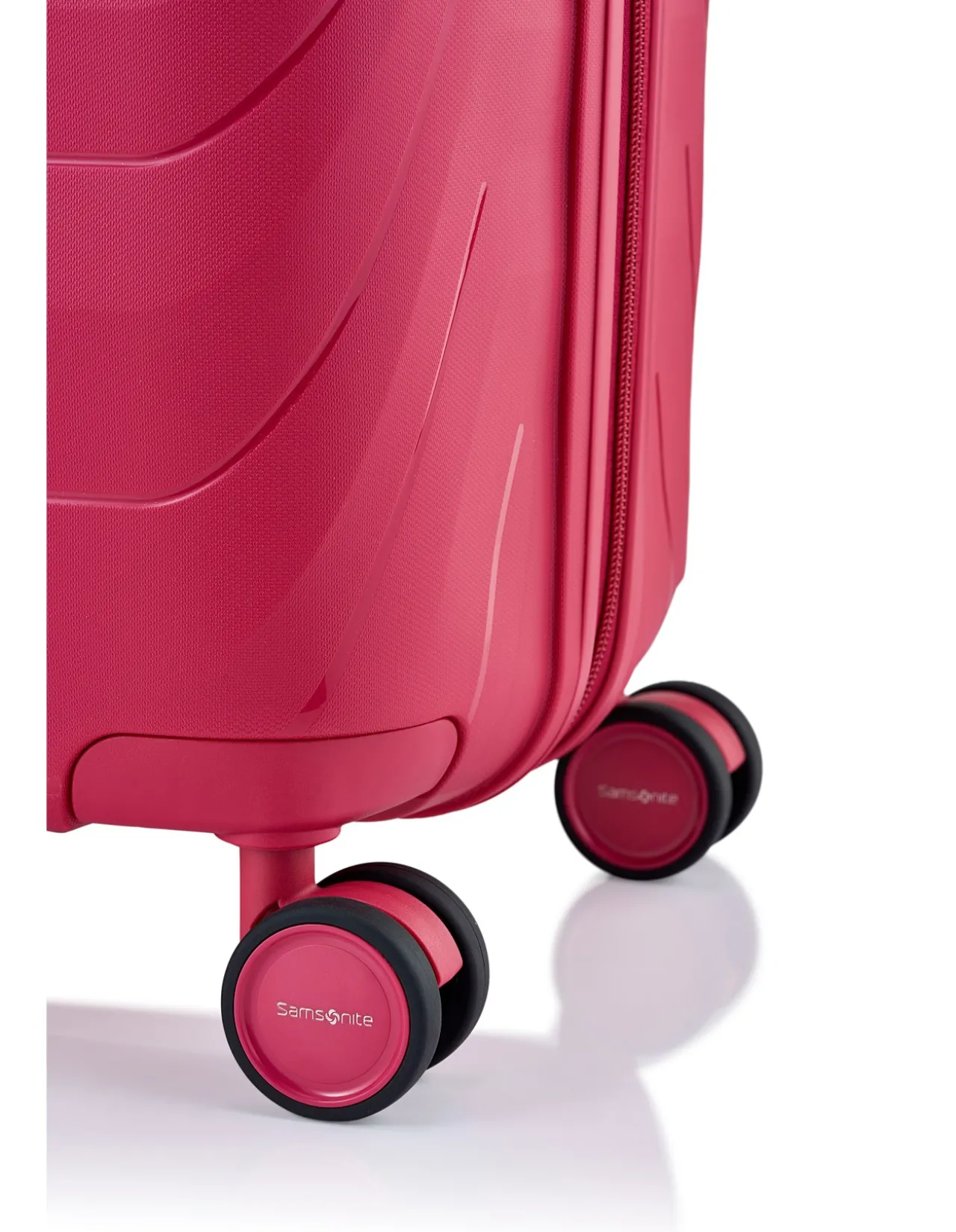 OCTOLITE NEO EXP SUITCASE 75CM/119L RASPBERRY PINK