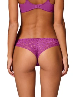 Oisive Tanga