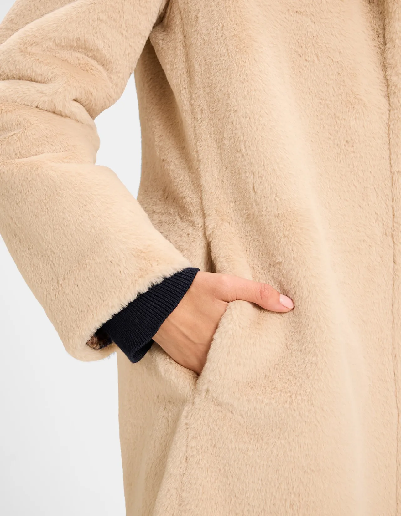 OLIVIA COAT