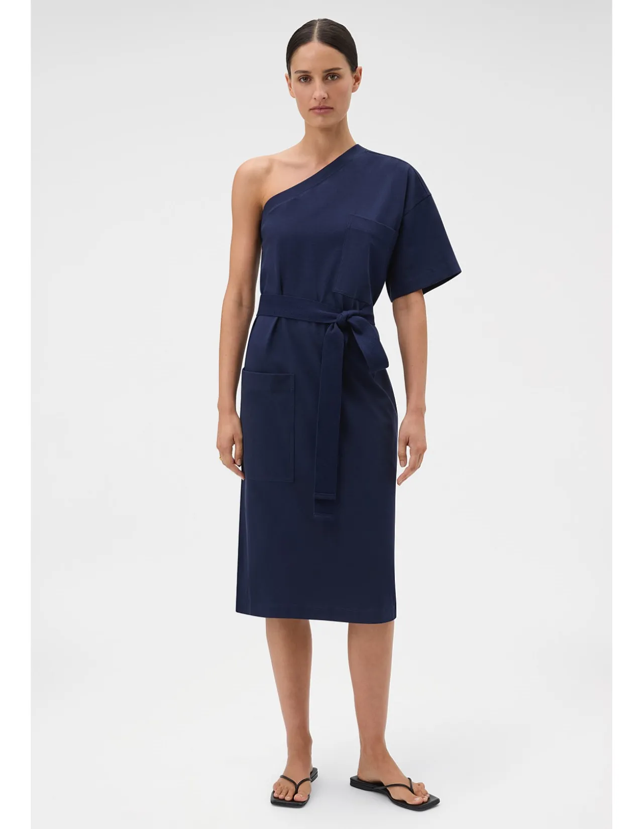 ONE SHOULDER DRESS