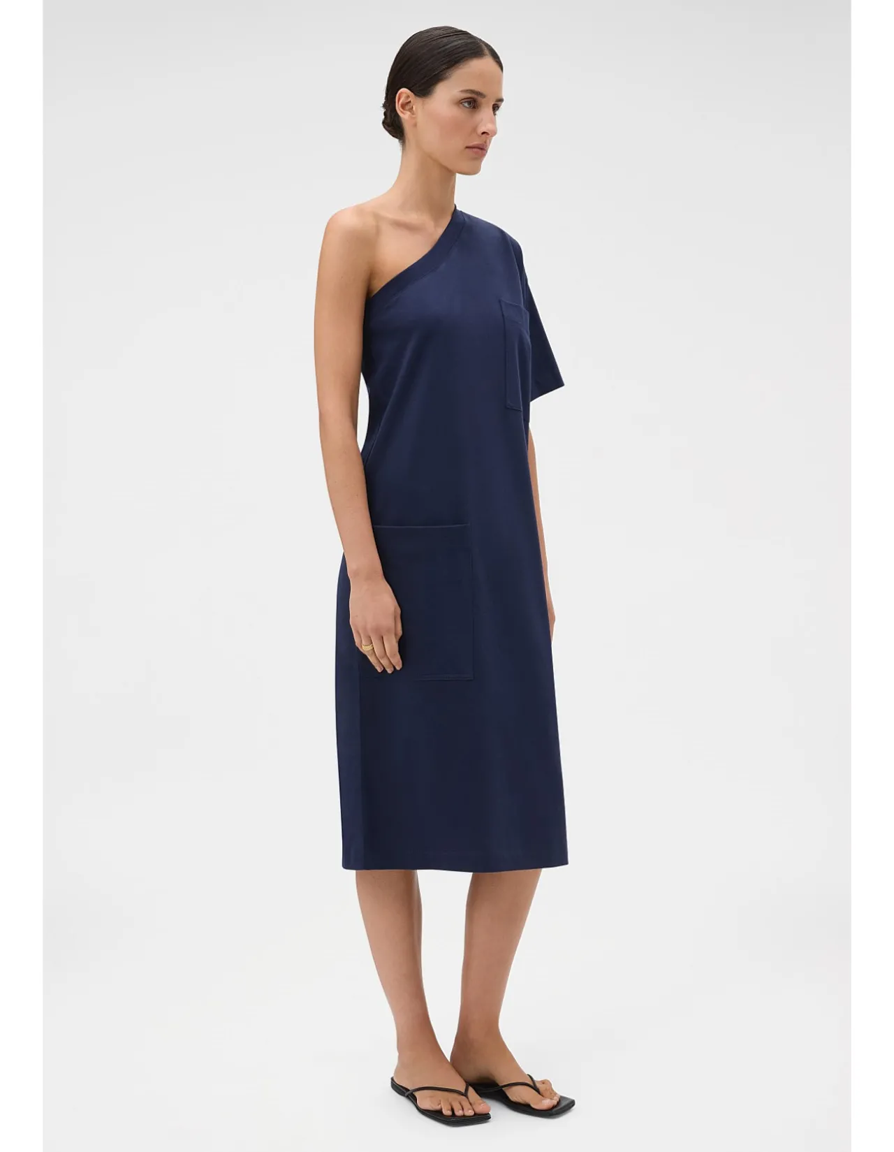 ONE SHOULDER DRESS