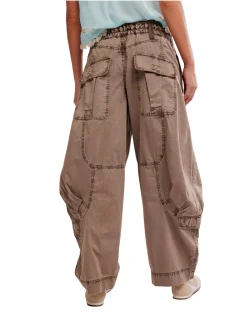 Onset Parachute Pant