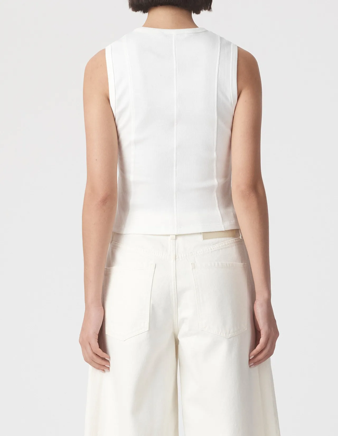 Panelled Rib Tank