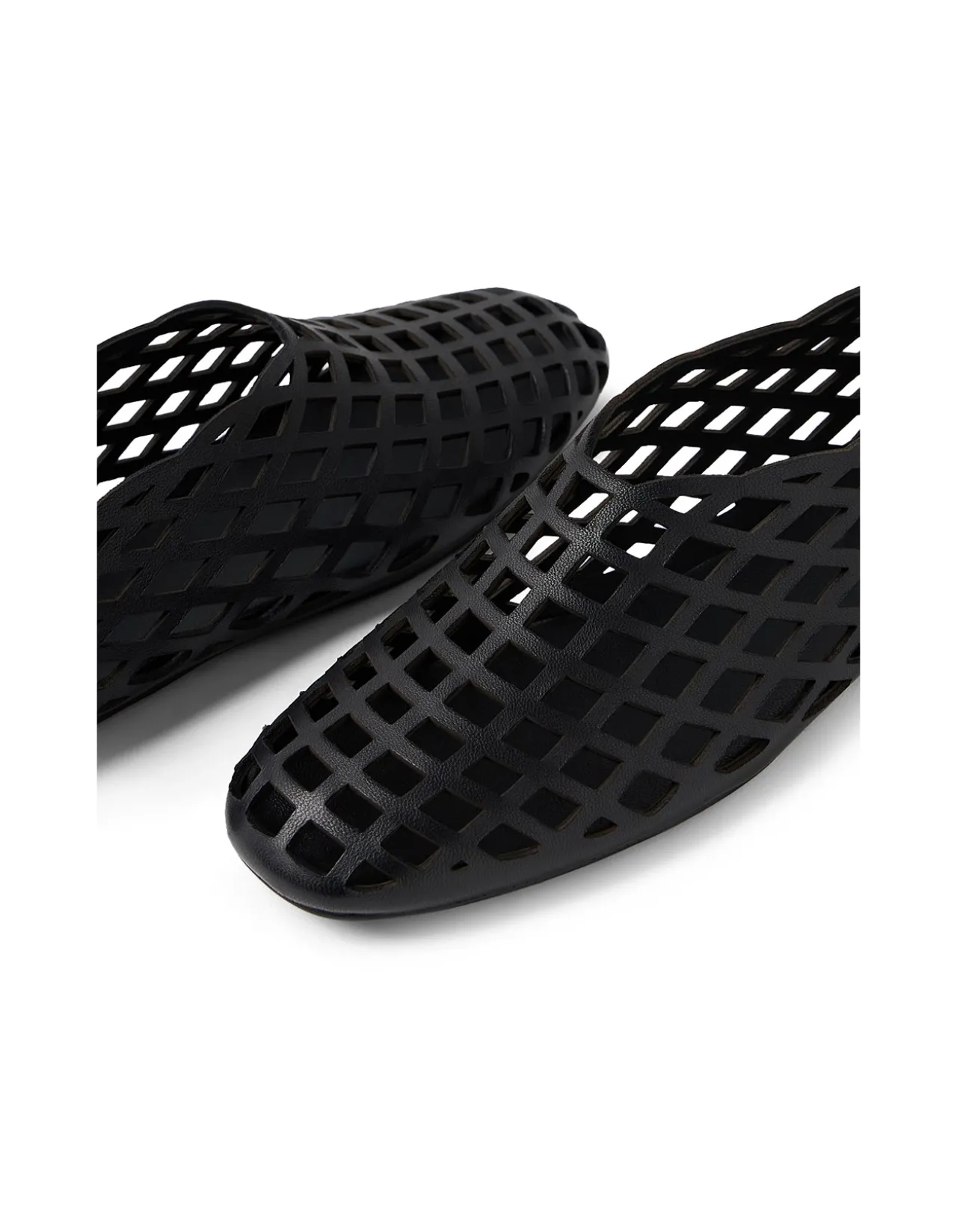 PENELOPIES Cut Out Leather Flats