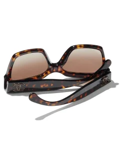 Pillow Polarised Brown Gradient Square Sunglasses