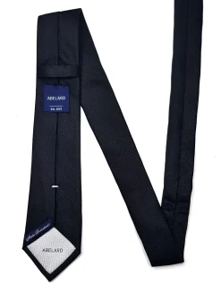 PLAIN SILK FORMAL TIE