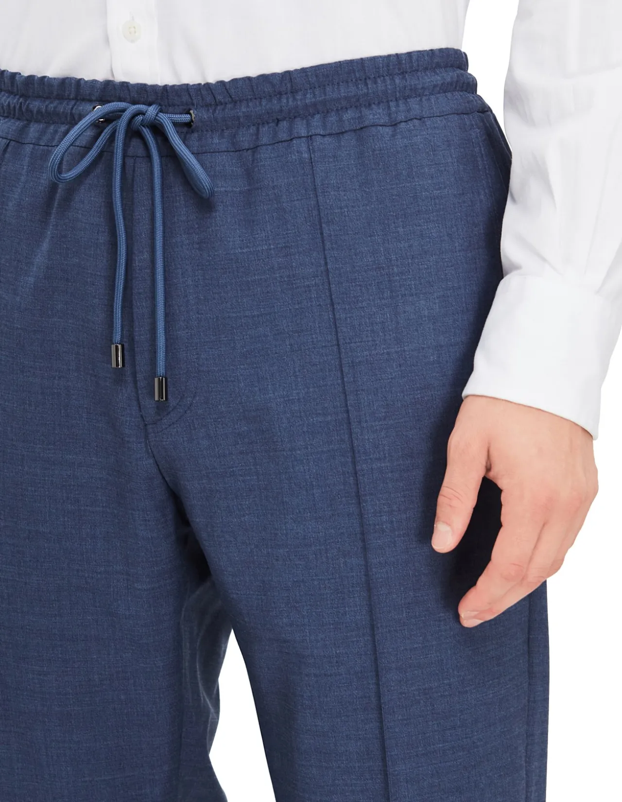 PLEAT FRONT SLIM LEG TROUSER