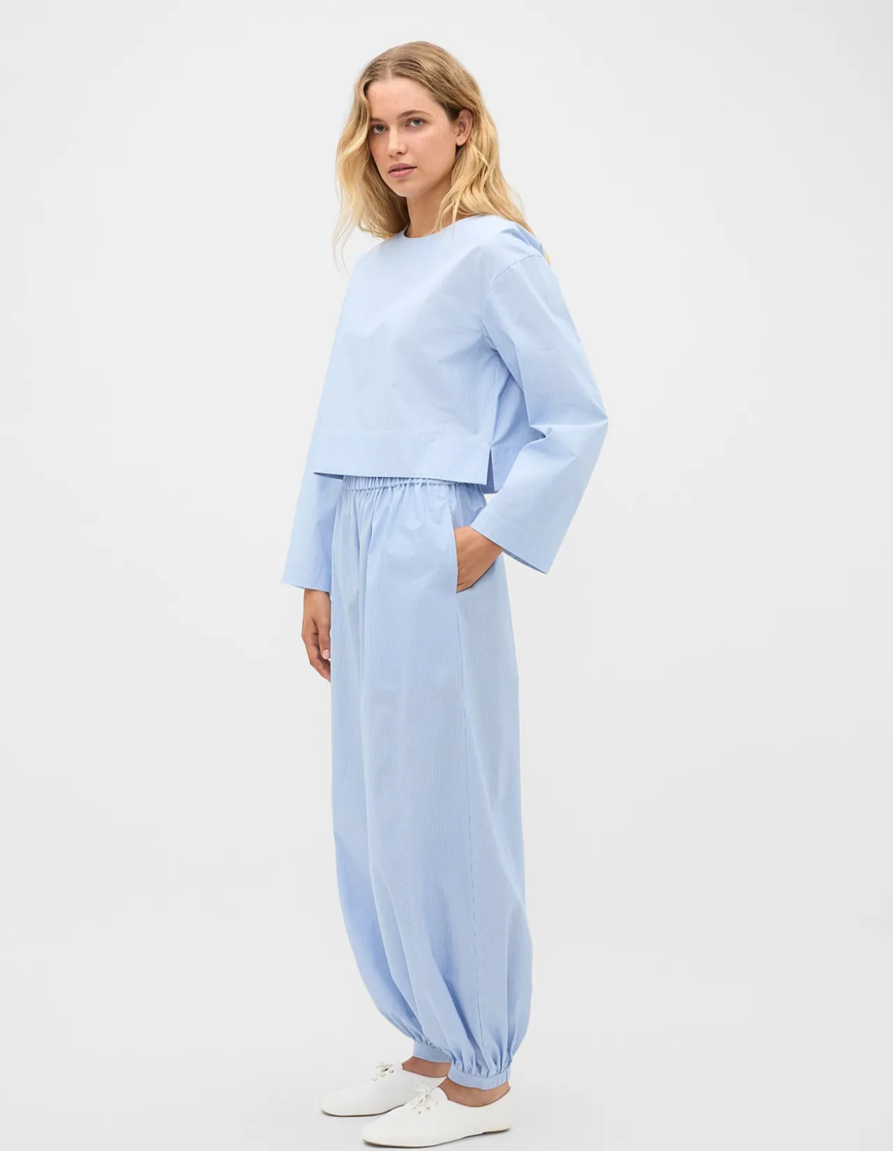 POPLIN STRIPE CROPPED BLOUSE