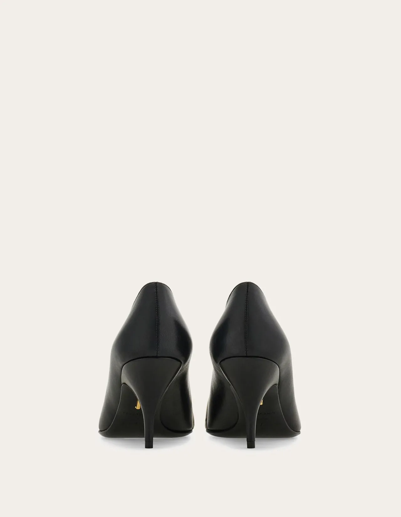 PUMP WITH MINI BOW DETAIL