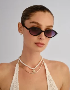 PYXIS BLACK OVAL SUNGLASSES