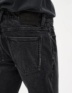 Ray Straight Comfort Tapered Leg Jeans