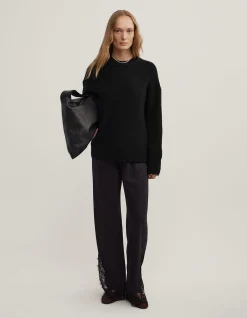 Relaxed Crew Neck Knit