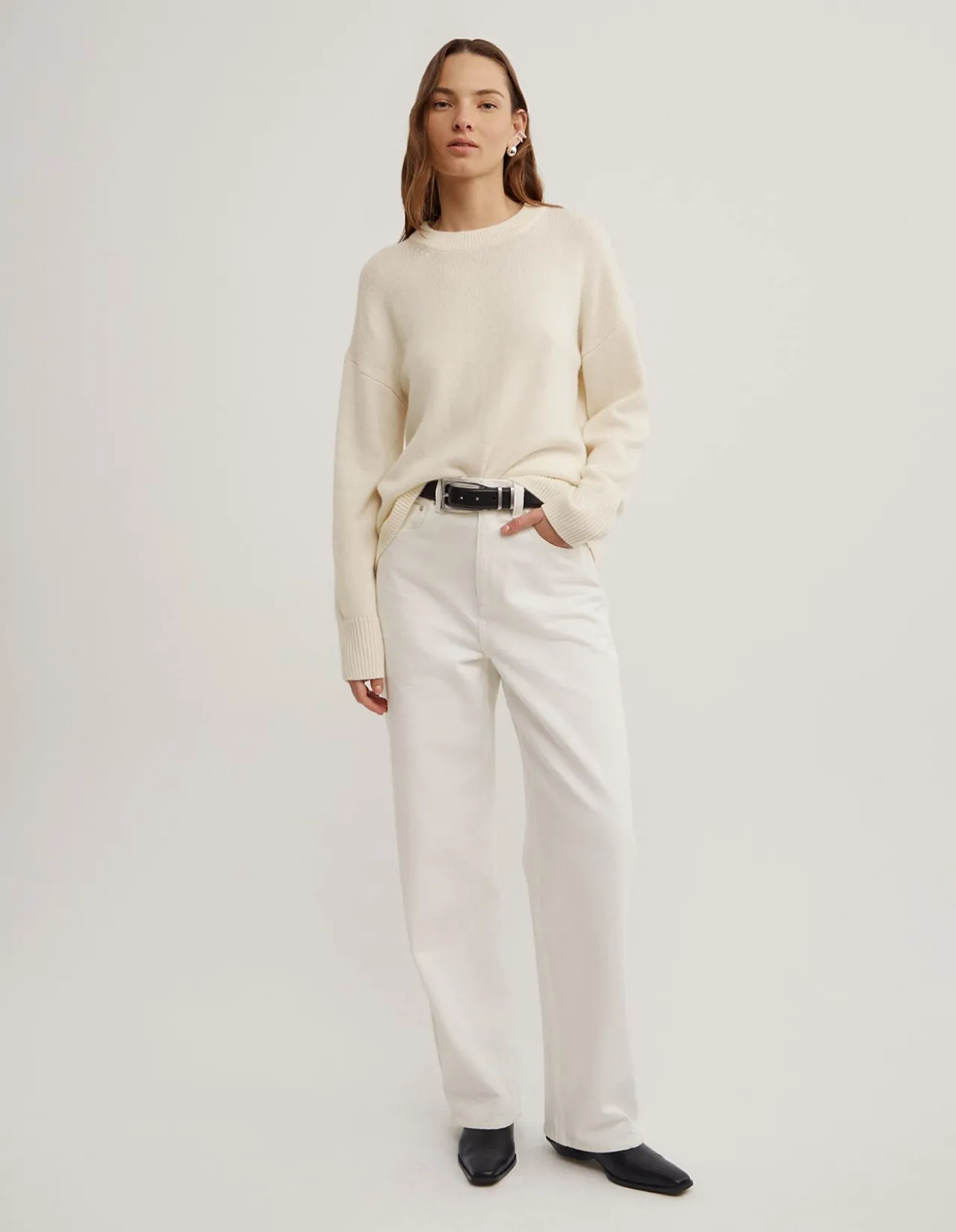 Relaxed Crew Neck Knit