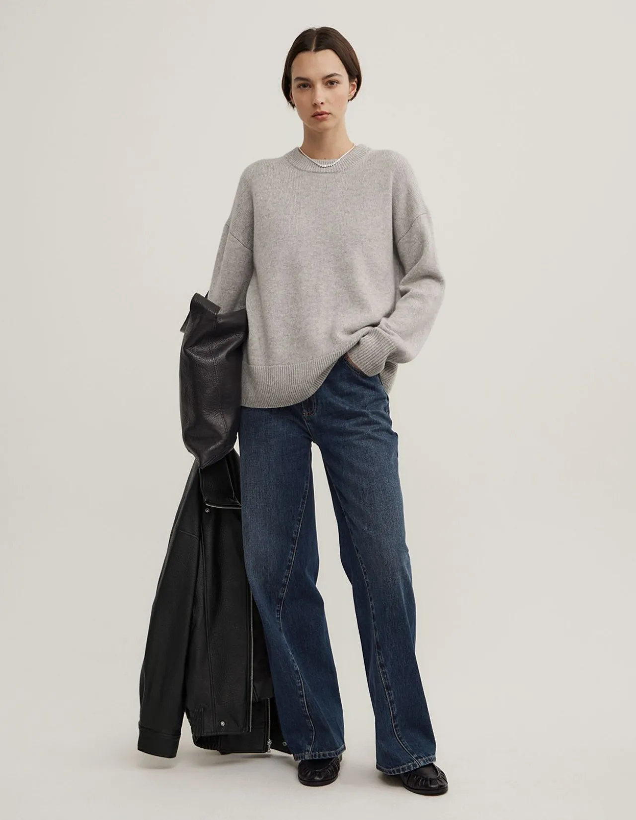Relaxed Crew Neck Knit