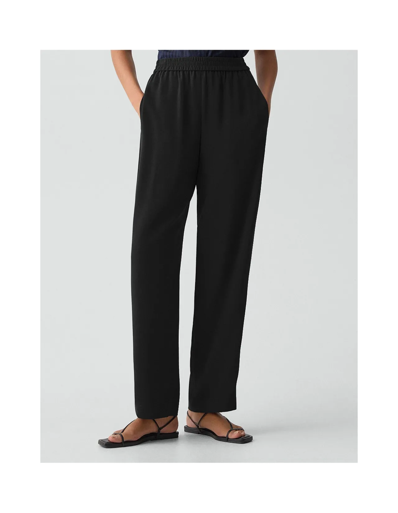 Relaxed Pull-On Pant in Satin Crepe