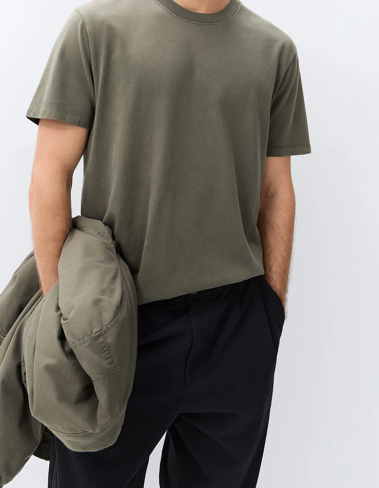 RELAXED T-SHIRT