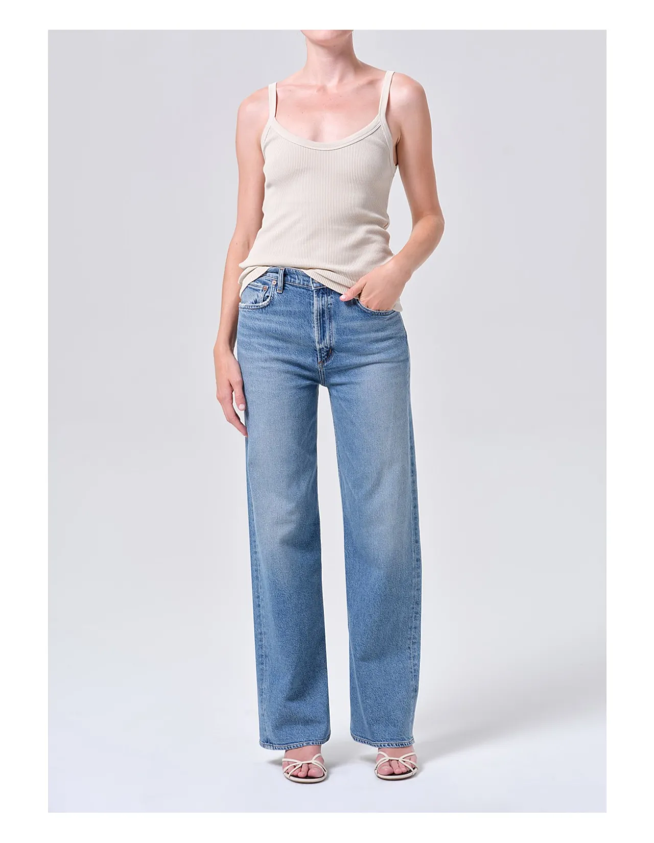 Ren High Rise Wide Leg 81 cm Denim Jeans
