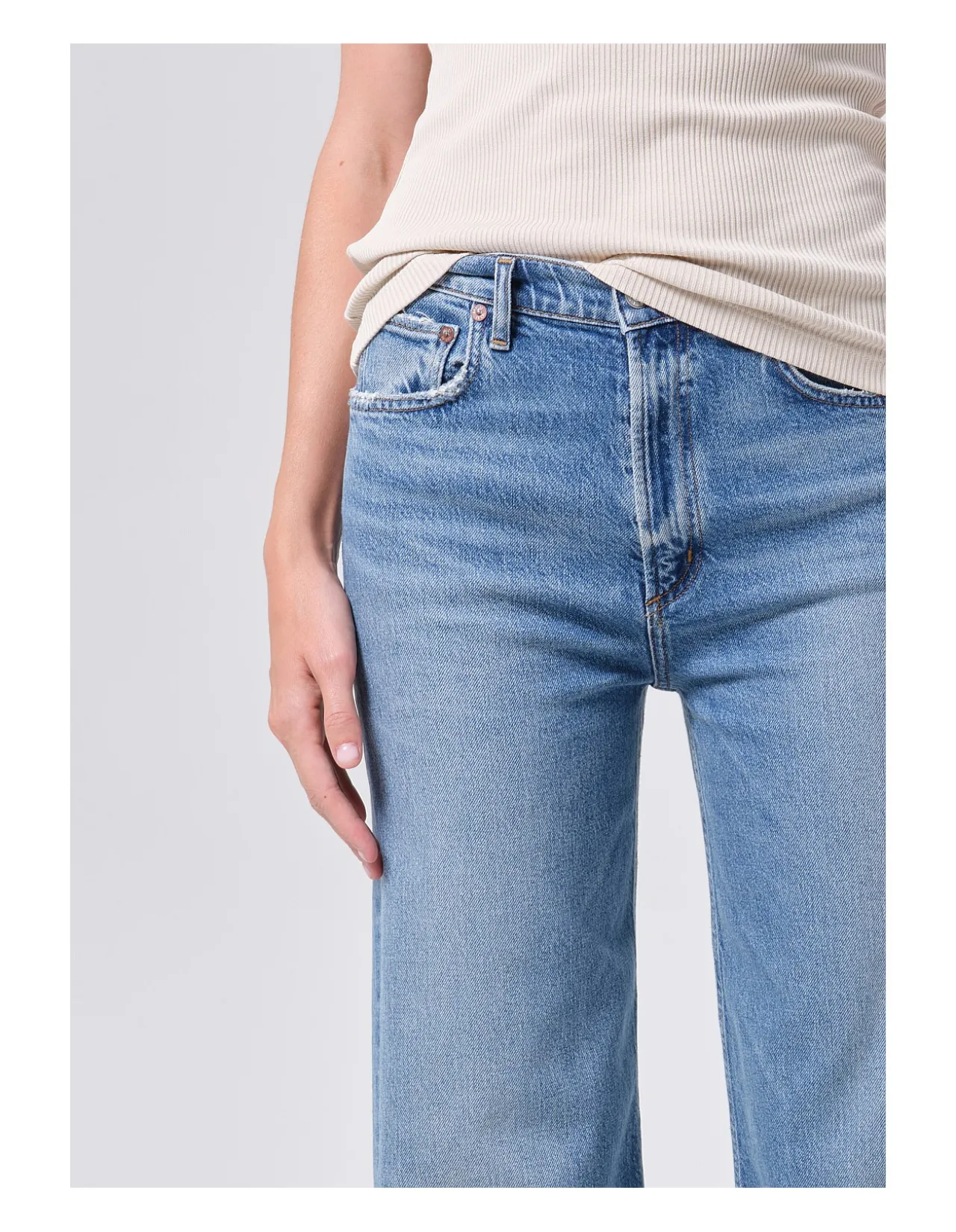 Ren High Rise Wide Leg 81 cm Denim Jeans