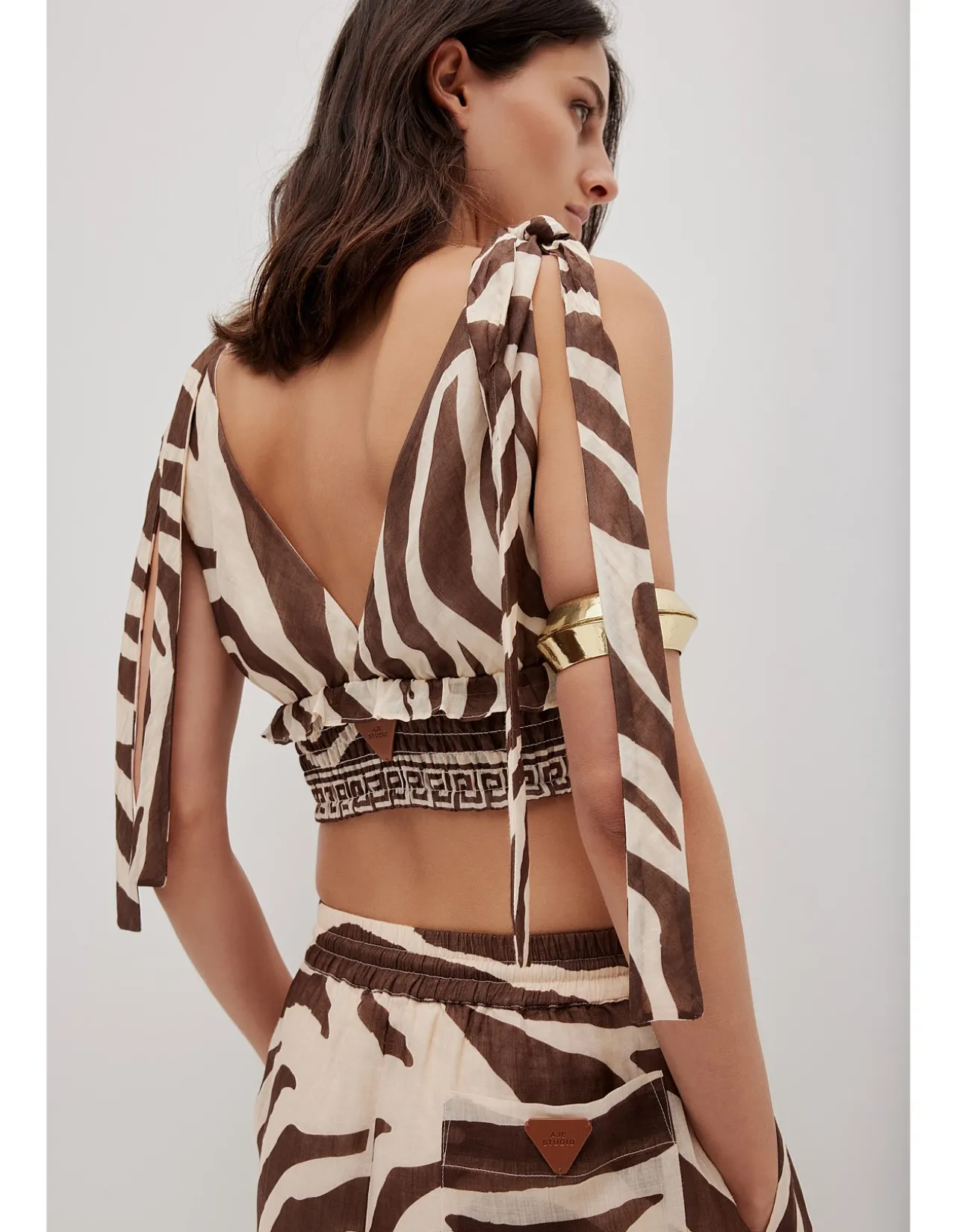 RENLEY TIE CROP
