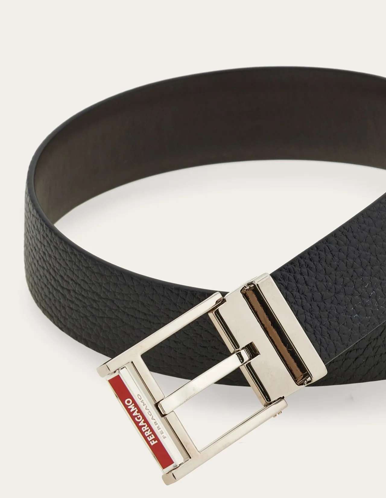 REVERSIBLE AND ADJUSTABLE BELT