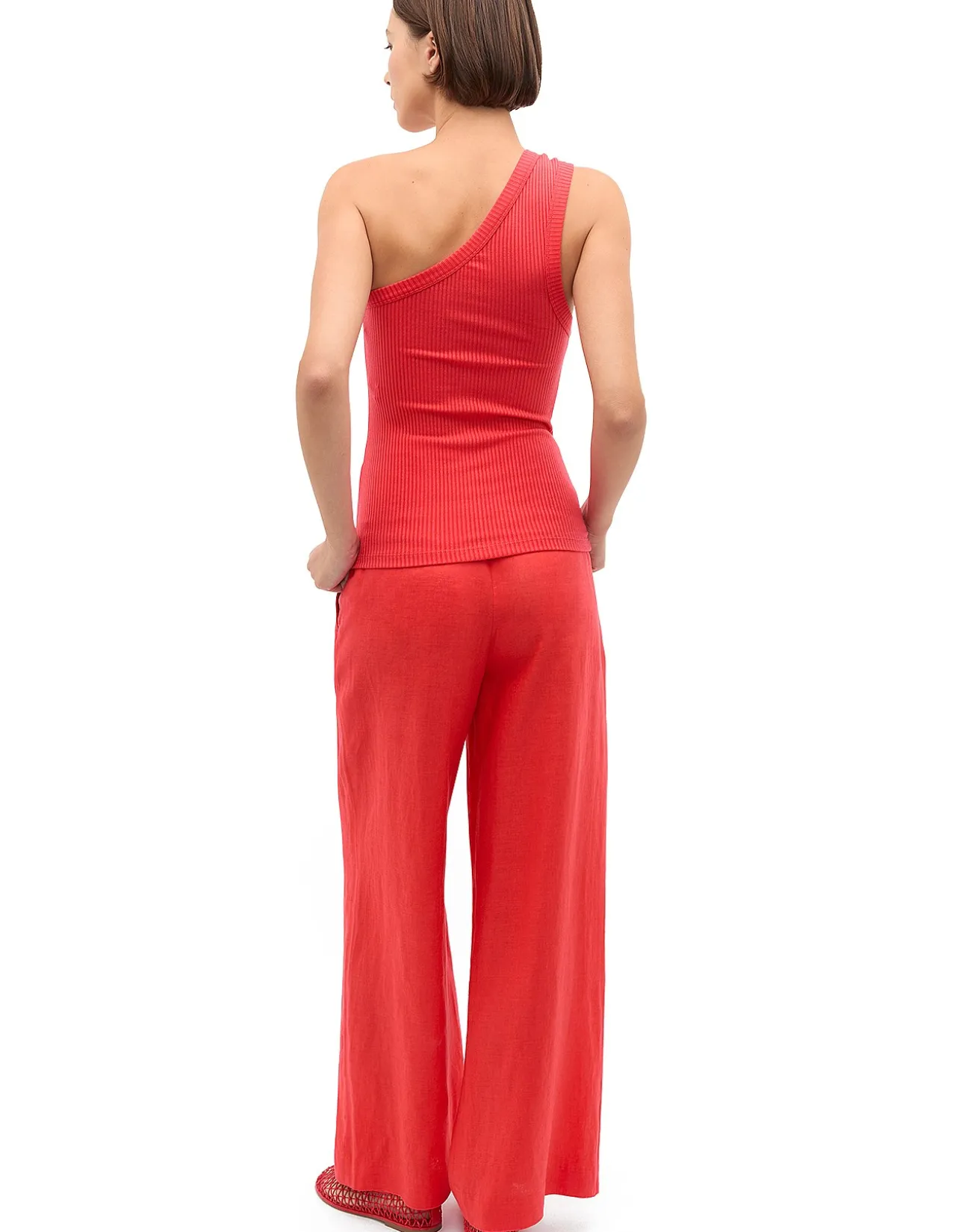 RIB ONE SHOULDER TANK