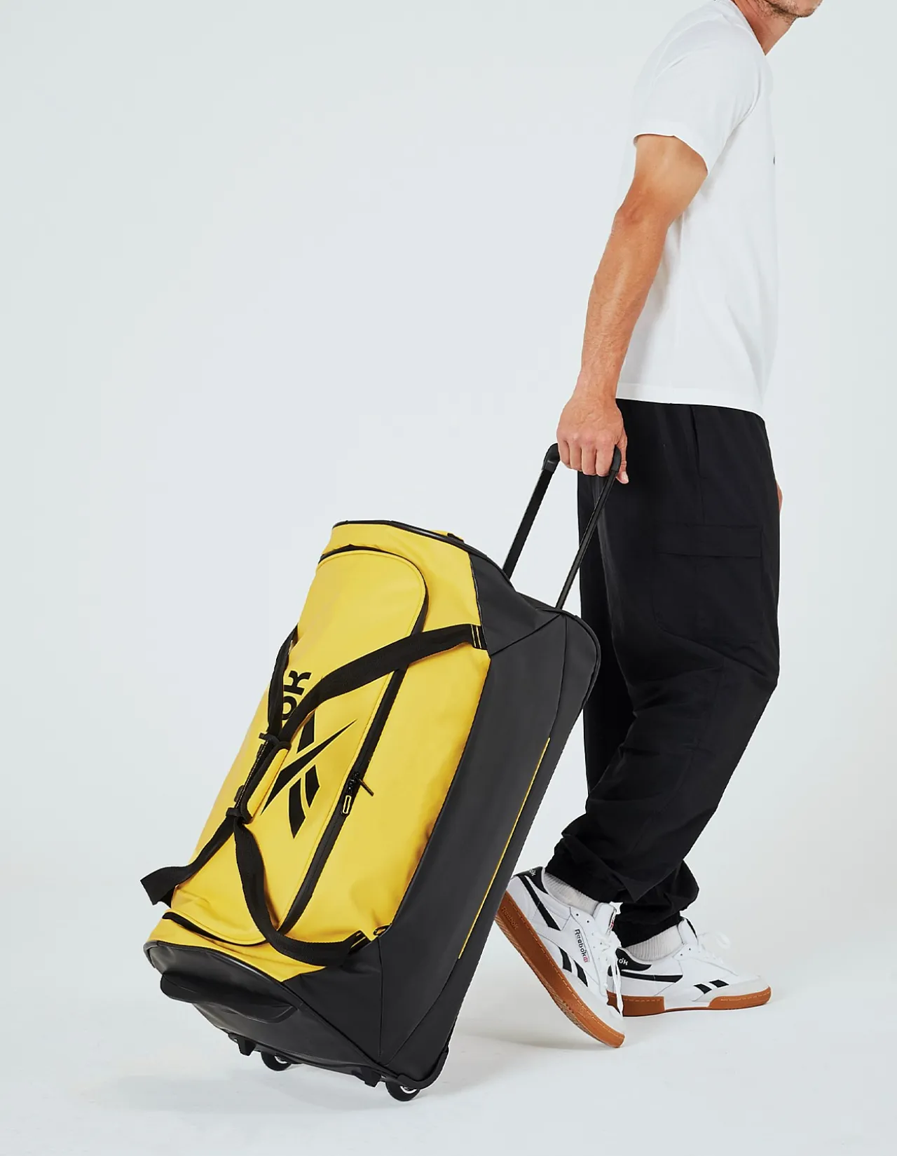 Road Runner 72cm Trolley Duffel Bag Yellow