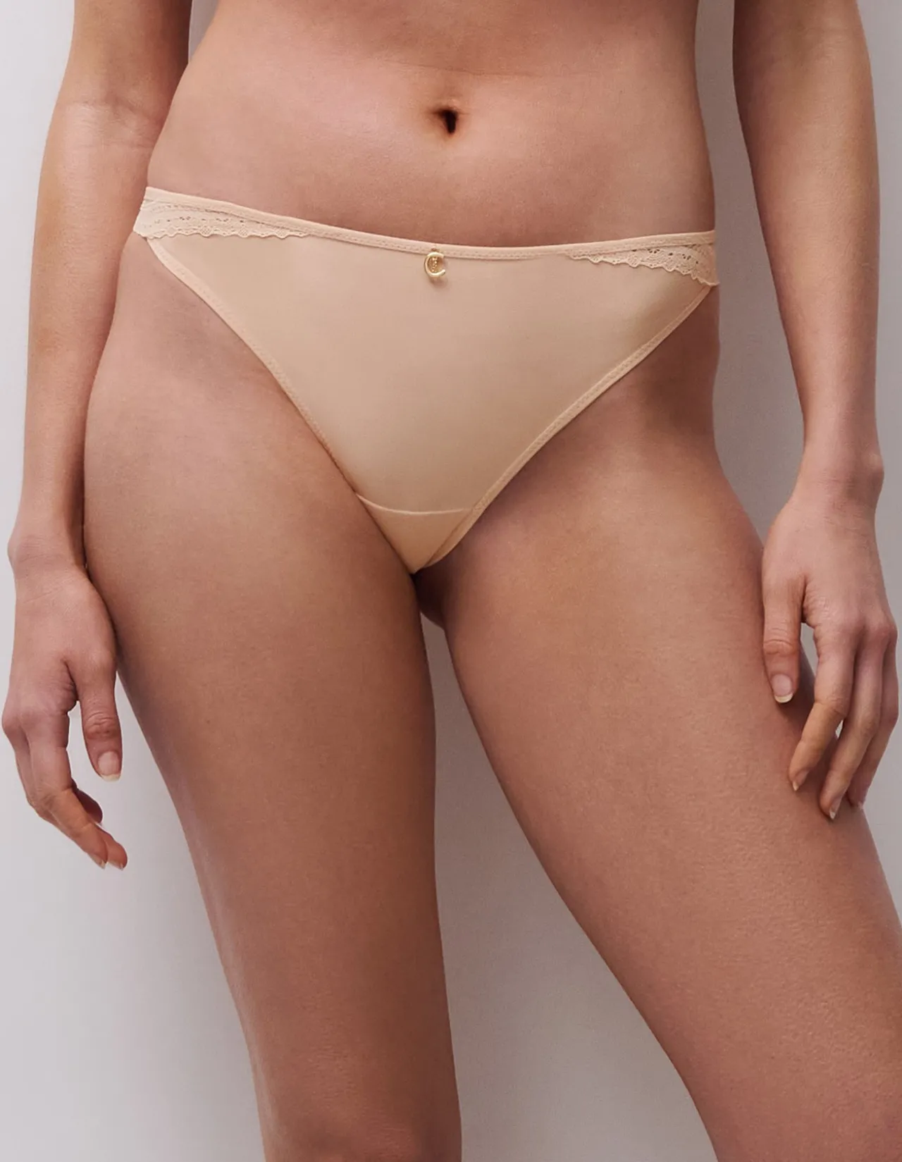 ROMANCE TANGA