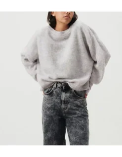 Round Neck Pullover Knit