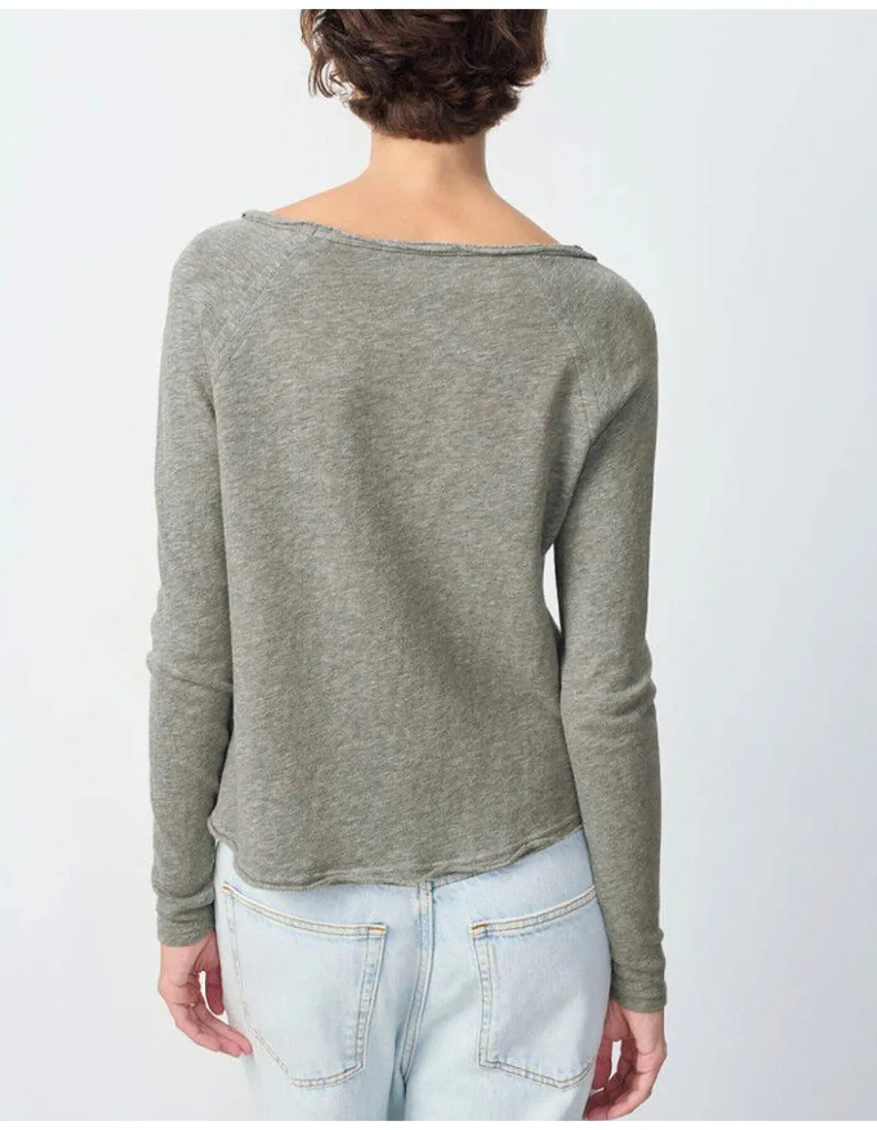 Round Neck Long Sleeve T-Shirt