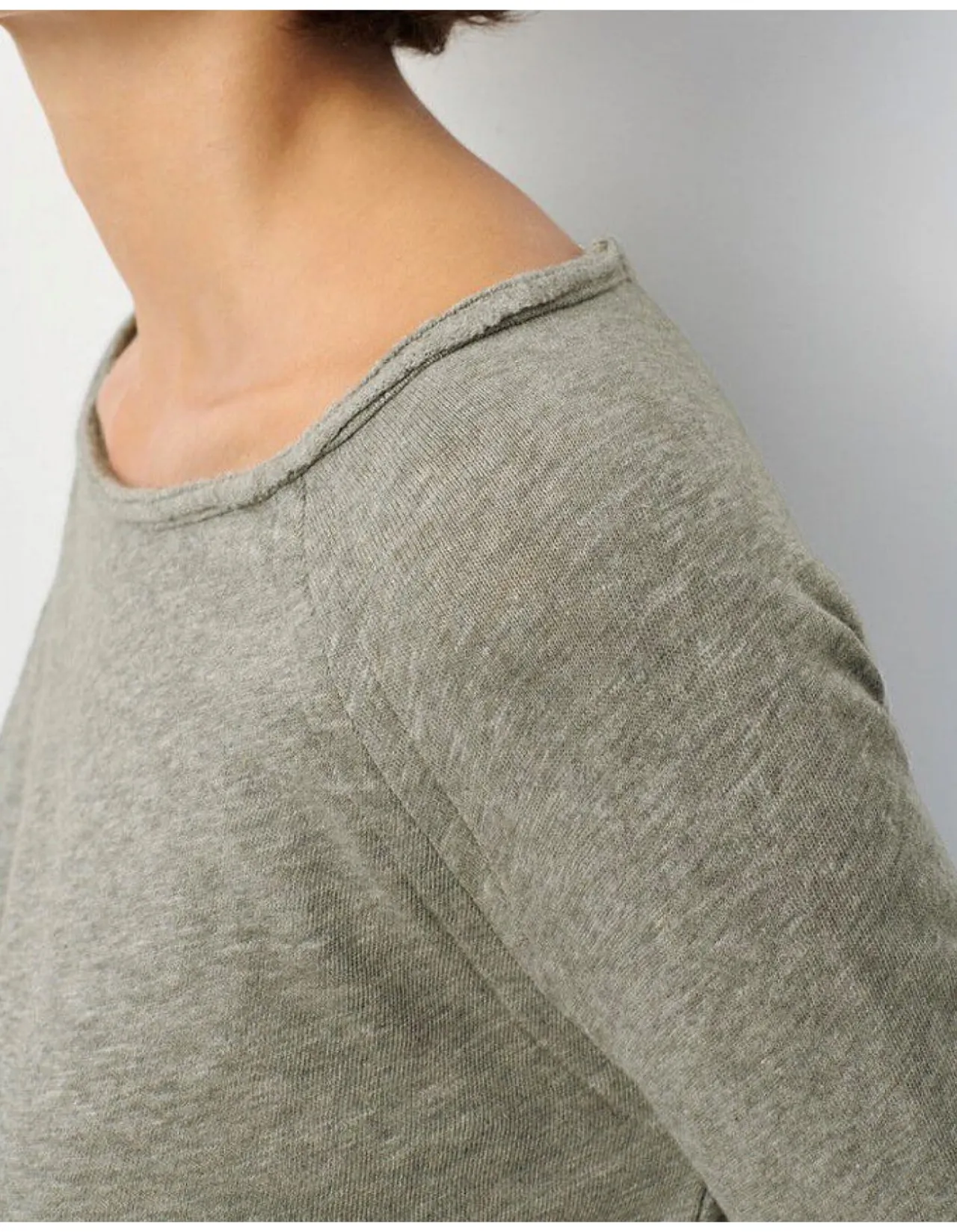 Round Neck Long Sleeve T-Shirt