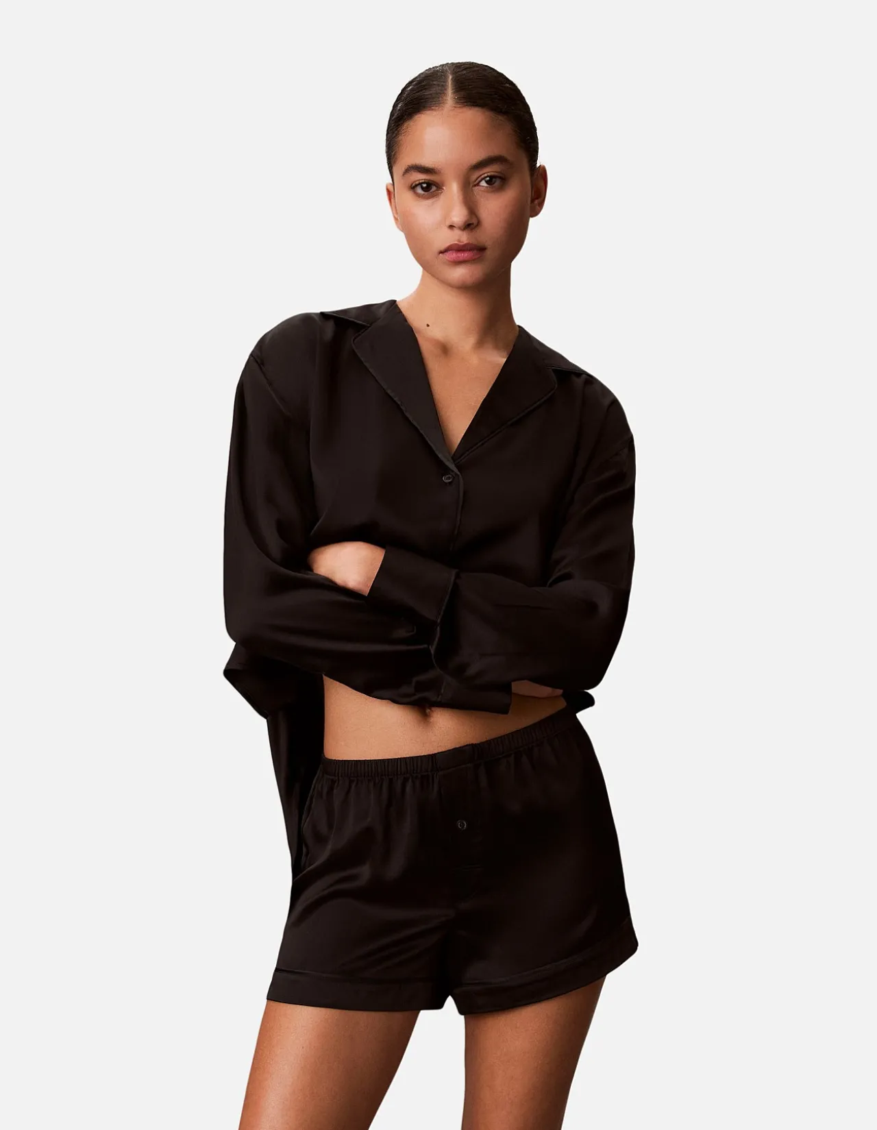 SATIN SHEEN SATIN SHORT