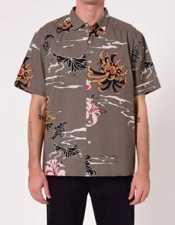 Sativa Print Short Sleeve Shirt