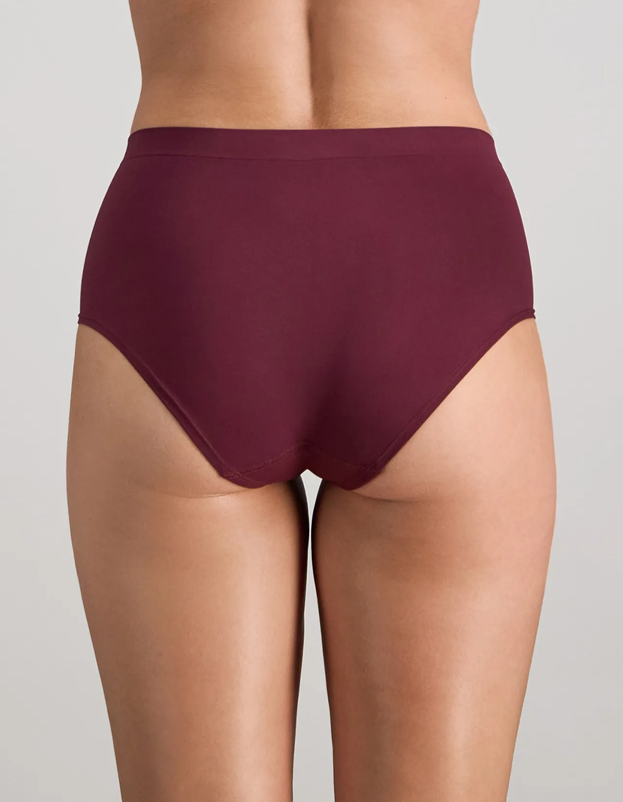 SEAMLESS SOFT Full Brief