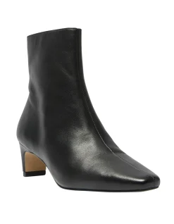 SEATTLE ANKLE BOOT
