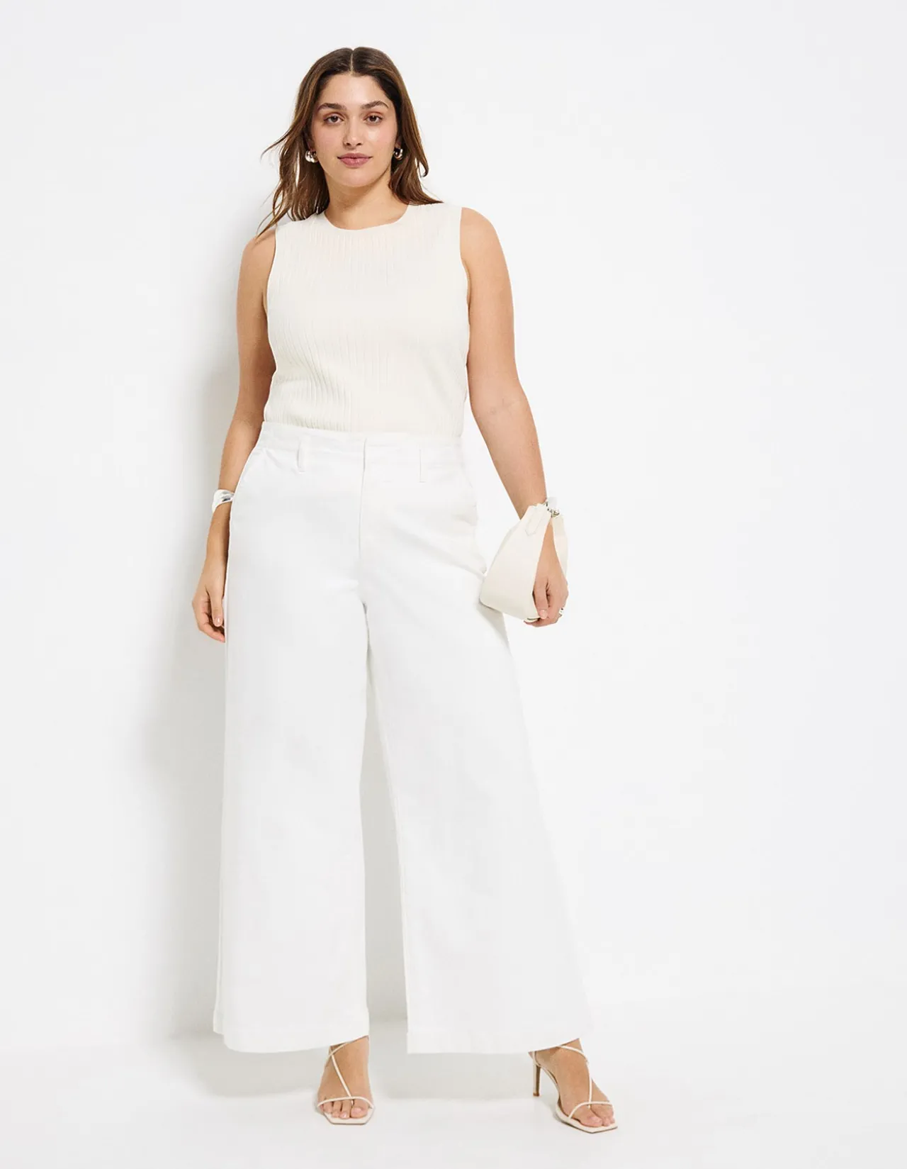 Side Pocket Wide Leg Comfort Denim Jean