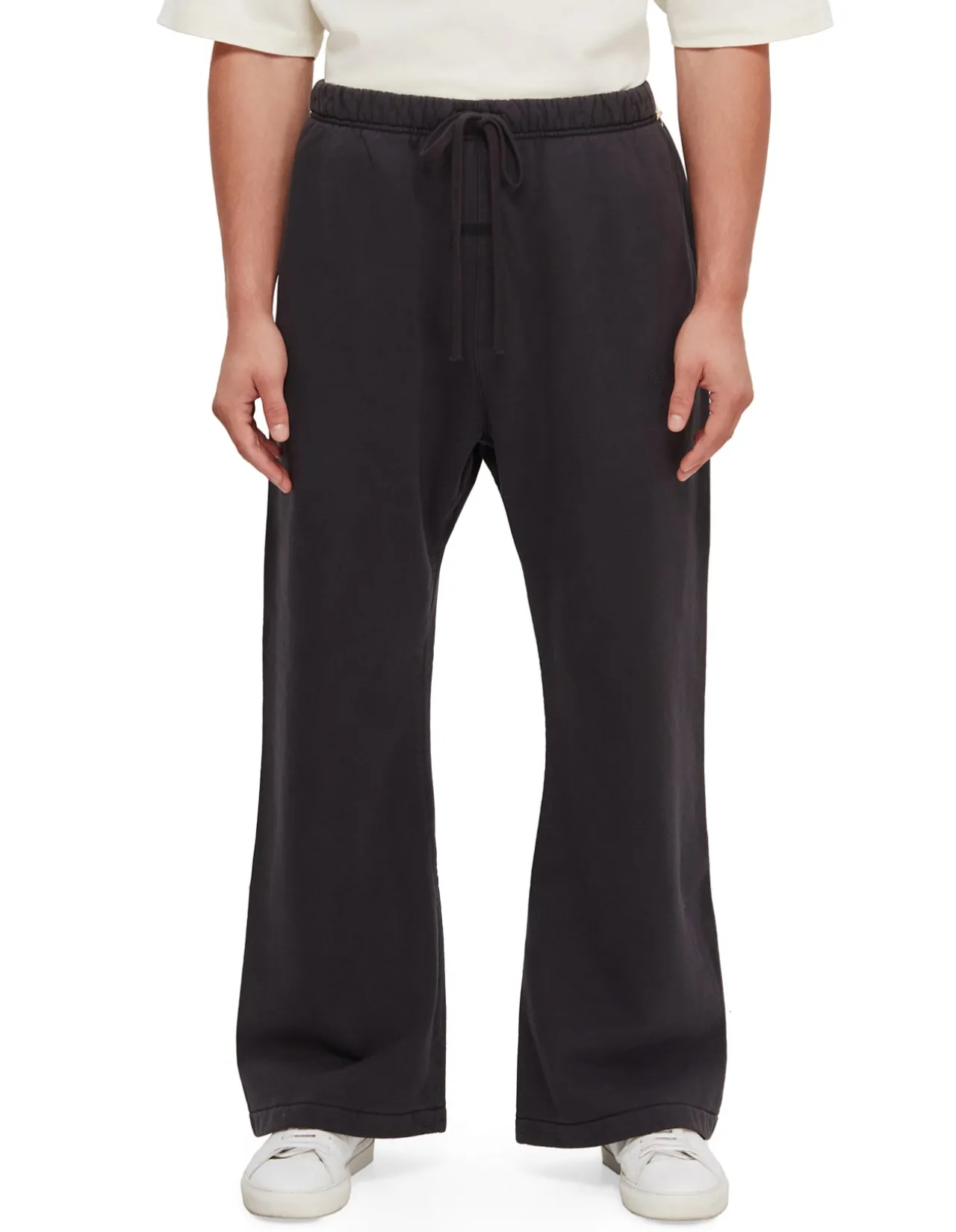 SIGNATURE FLARE SWEATPANT