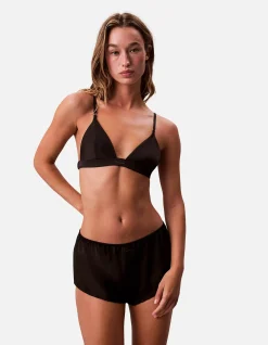 SIGNATURE SATIN UNLINED TRIANGLE