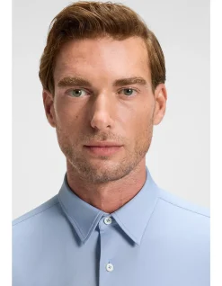 Slim-fit shirt in structured performance-stretch fabric