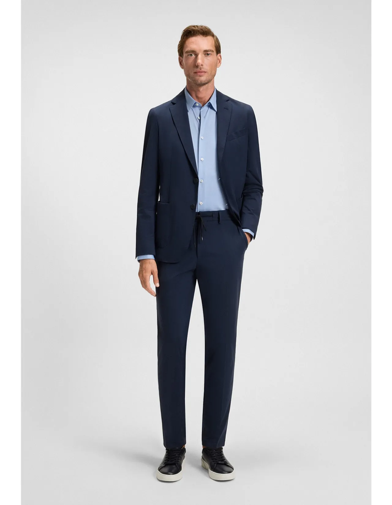 Slim-fit shirt in structured performance-stretch fabric