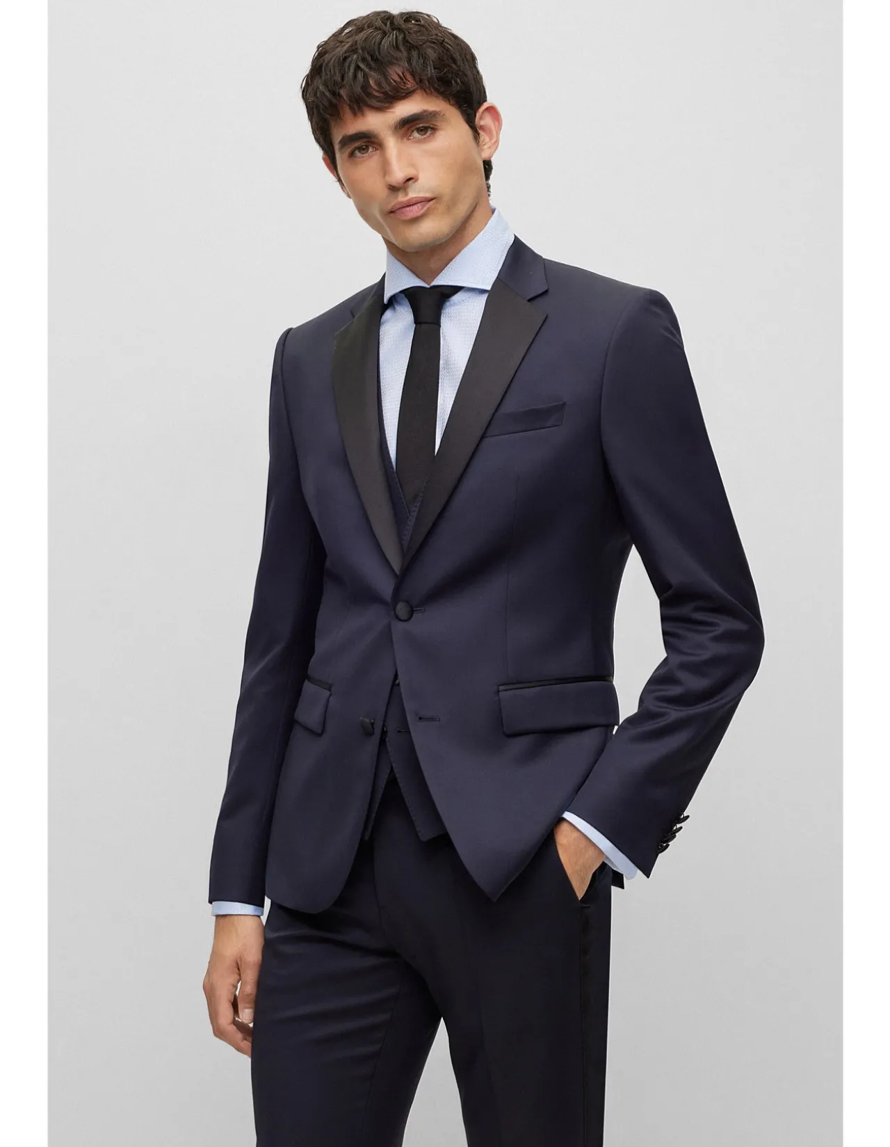 Slim-Fit Tuxedo Jacket in Virgin-Wool Serge